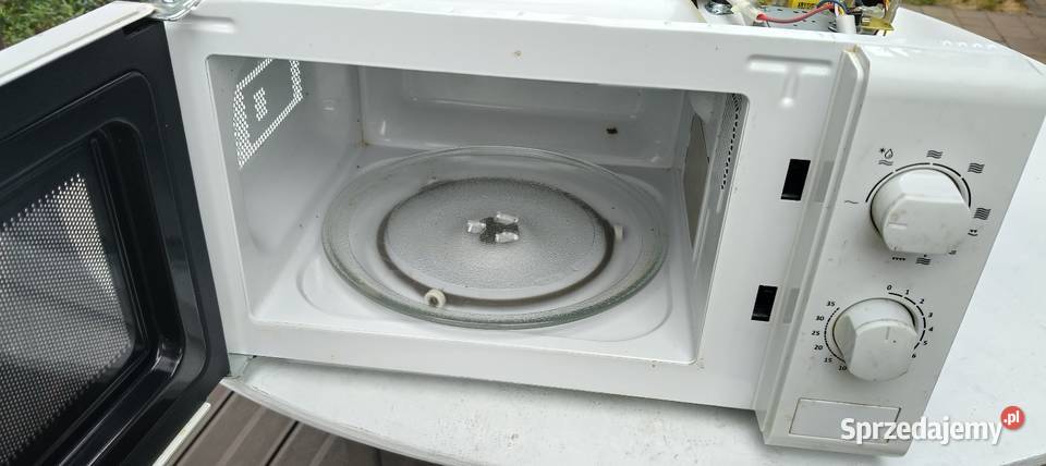 Mikrofalówka z grillem o mocy 1000 W Halinów