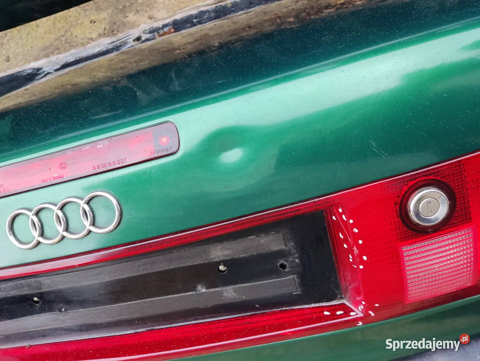 AUDI 80 B4 CABRIO KLAPA BAGAŻNIKA LAMPA PRAWA osobowe Radom