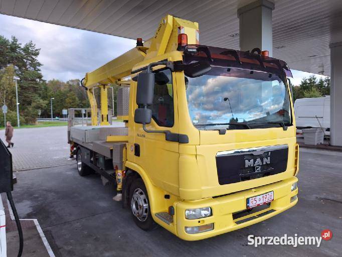 Zwyżka Podnośnik koszowy 30m Wynajem Tomaszów Lubelski