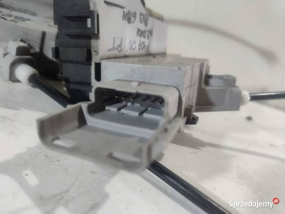 ZAMEK DRZWI PRAWY TYŁ 6 PIN PEUGEOT 407