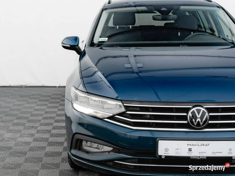 Volkswagen Passat 15 TSI Business DSG HAK LED klimatyzacja Pępowo