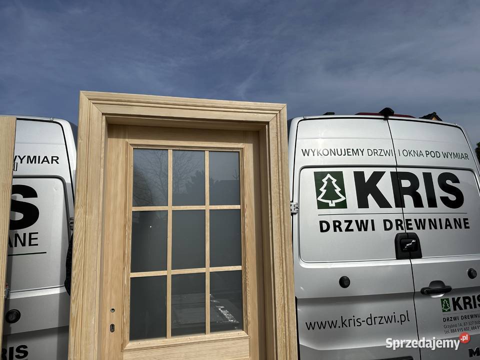 Drzwi lite drewniane sosnowe z listewką ozdobną Łódź