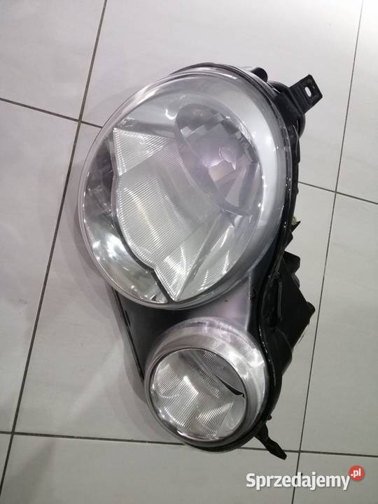 Lampa reflektor vw polo 9n 200105 prawy typ Reflektory i halogeny Nowy Tomyśl
