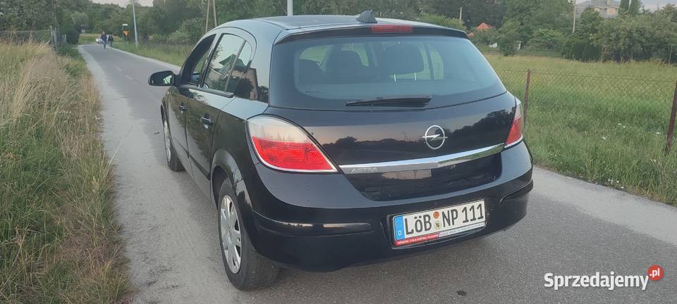 OPEL ASTRA H 14 16v5 drzwiklimasuper stan z Krosno
