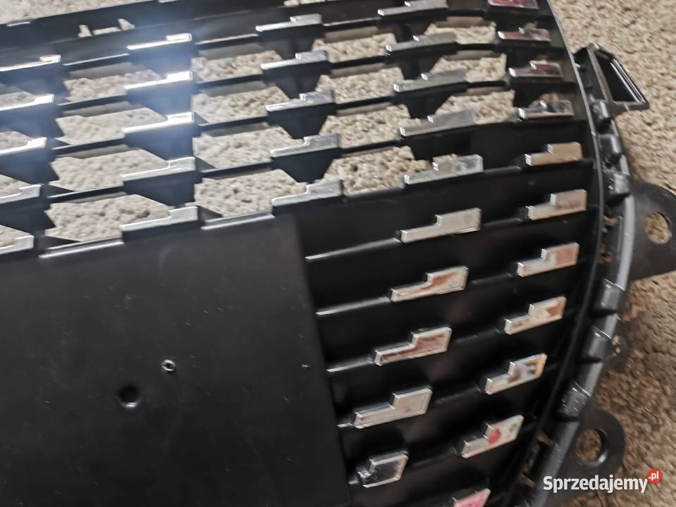 Sprzedam do peugota 208 II gril zderzaka przód Chełmiec