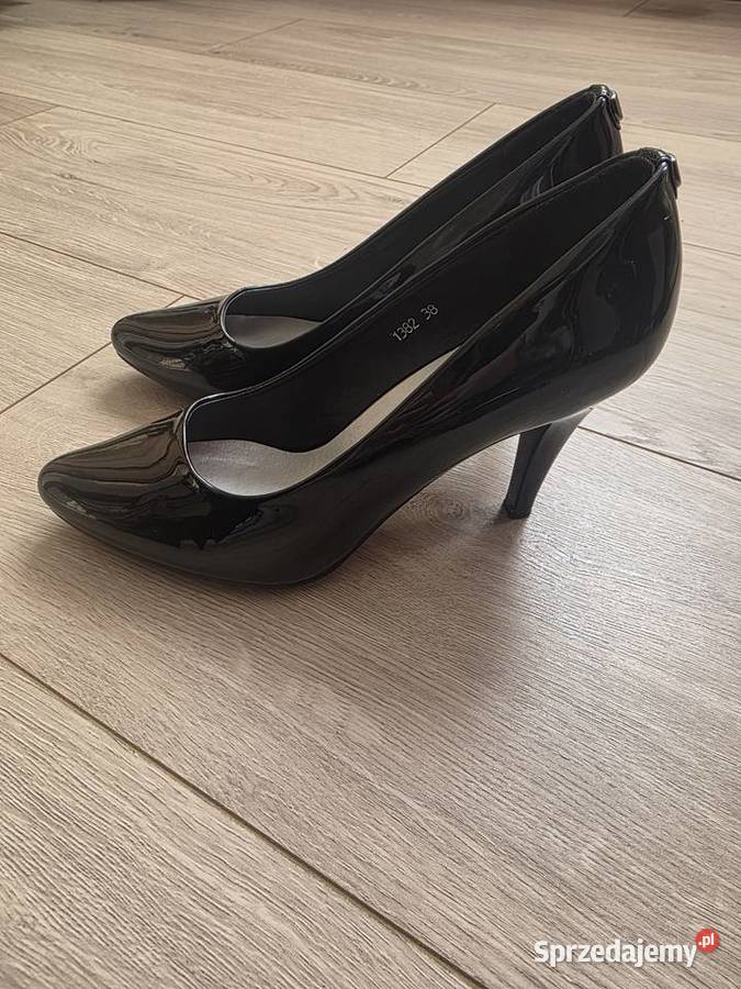 Czarne szpilki 38 inna Rzeszów