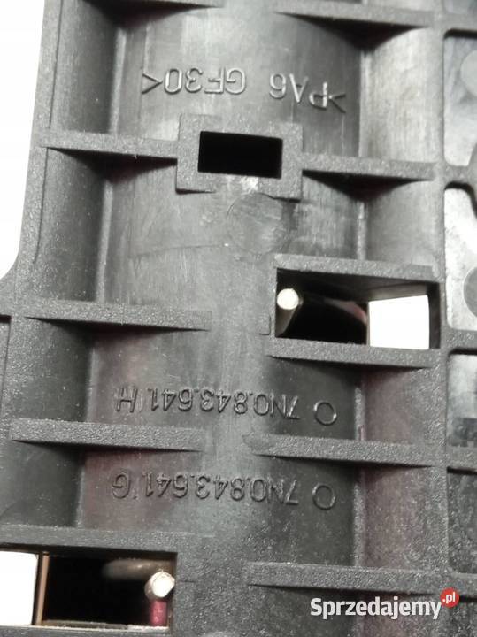 KLAMKA WEWNĘTRZNA LEWA TYŁ 7N0843641G Volkswagen sprzedam