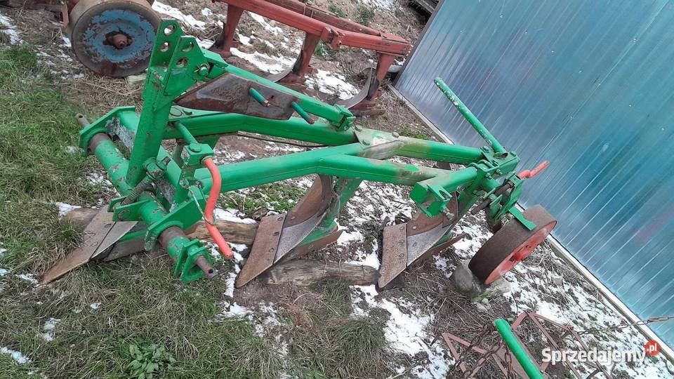 Sprzedam pług trzyskibowy Pługi Sulmierzyce