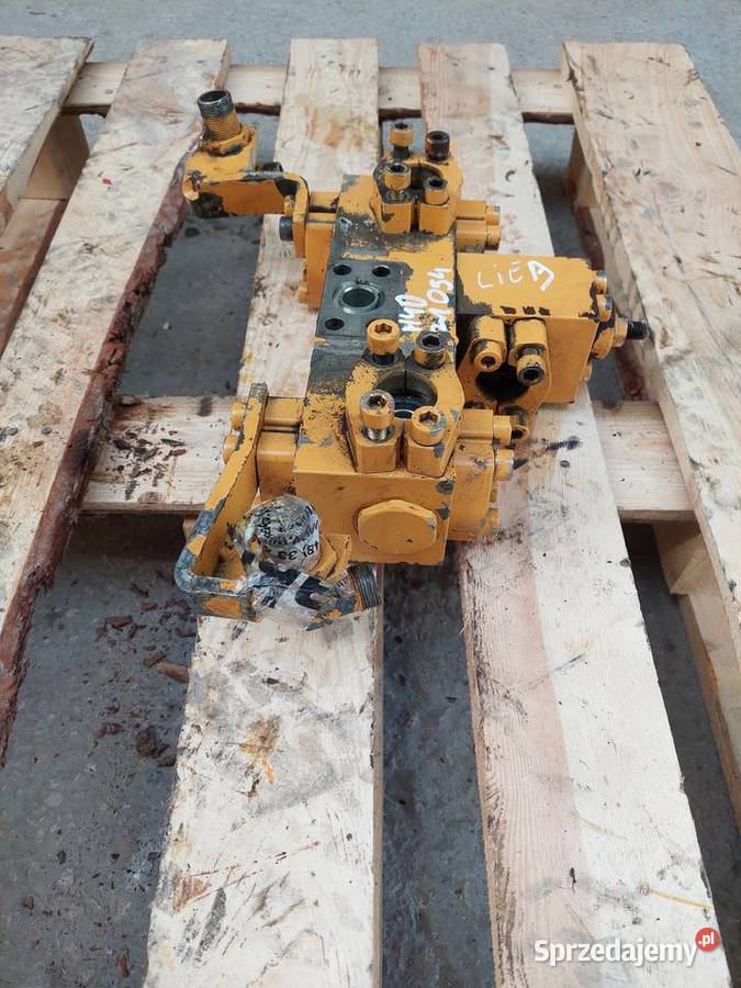 7 WYJŚĆ KOSTKA ZAWÓR ZAMEK HYDRAULICZNY LIEBHERR Kielce sprzedam