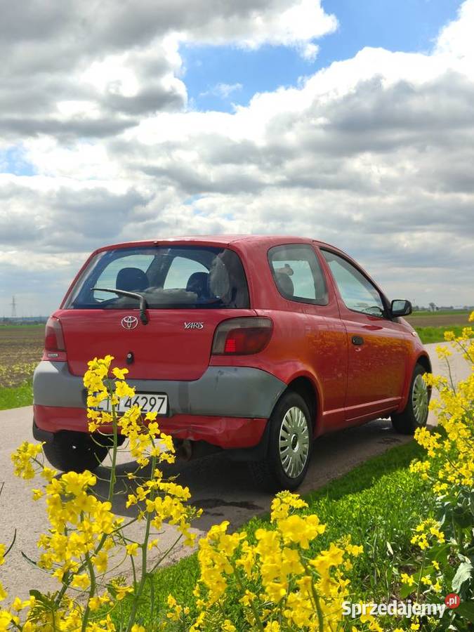 Toyota Yaris 10 benzyna wspomaganie Ulhówek