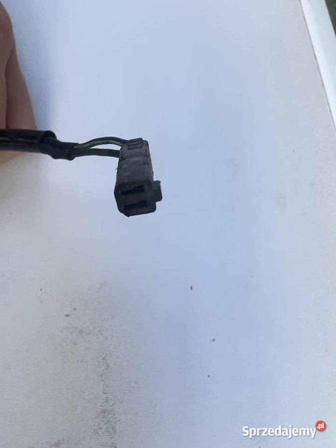 kierunkowskaz Suzuki GSR 600 Grabów nad Prosną