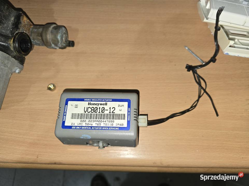 Siłownik zaworu trójdrożnego HONEYWELL VC8010 Podkowa Leśna