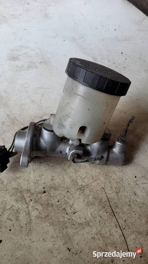 Pompa hamulcowa Mazda 121