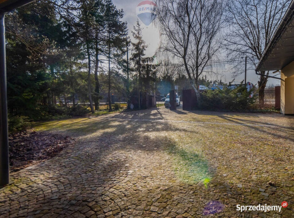 Kompleks mieszkalnobiznesowy 2955m2 Józefów