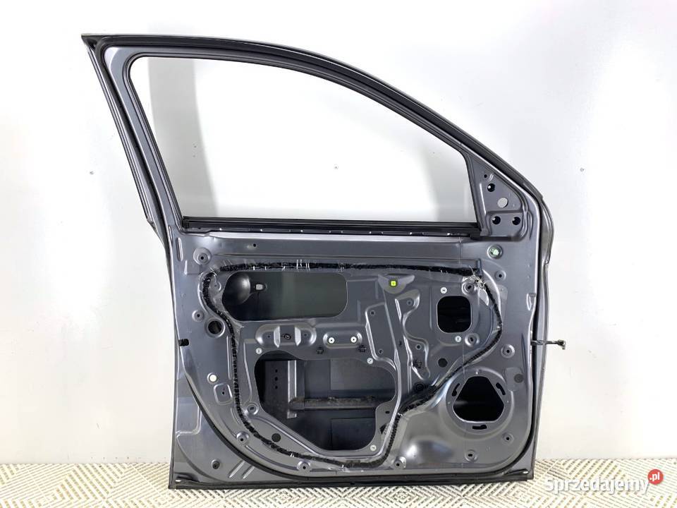 DRZWI LEWY PRZÓD MITSUBISHI OUTLANDER III SUV