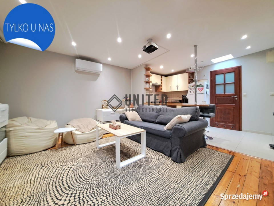 Centrum InwestycjaOdrestaurowana kamienica Wrocław