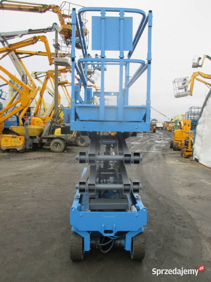 Podnośnik nożycowy 8 m Genie GS2032 Dźwigi, podnośniki Pleszew