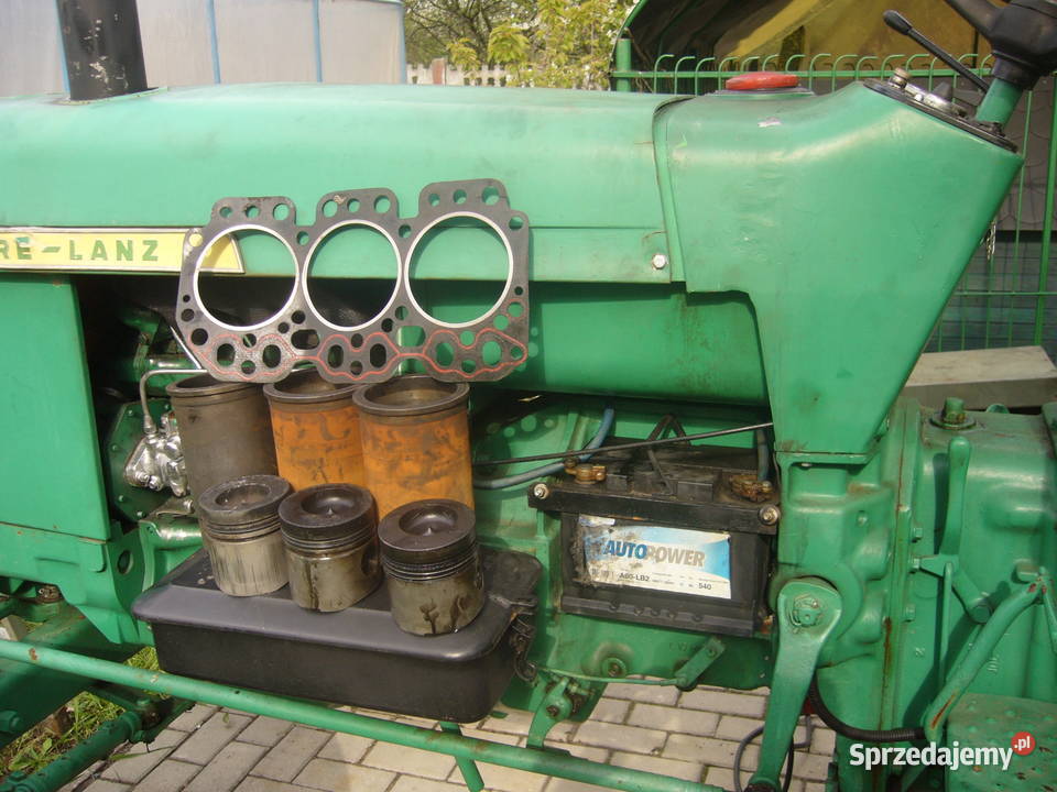 ciagnik john deere 310 lanz c330Mferguson zetor Majdan Królewski