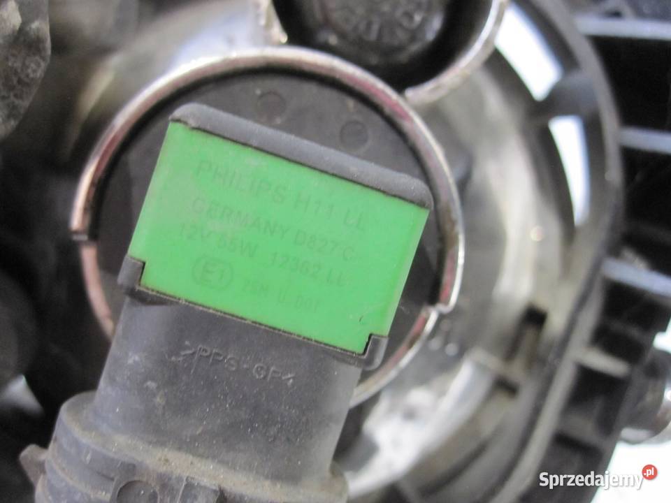 HONDA CRV III 09r halogen prawy 04000782 osobowe