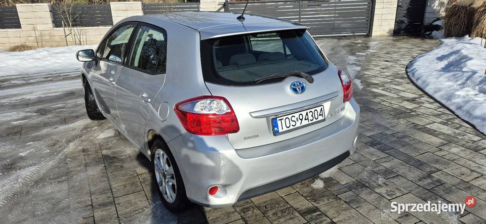 Toyota auris hybryda 18 zadbana 1 właściciel 197000km Ostrowiec Świętokrzyski