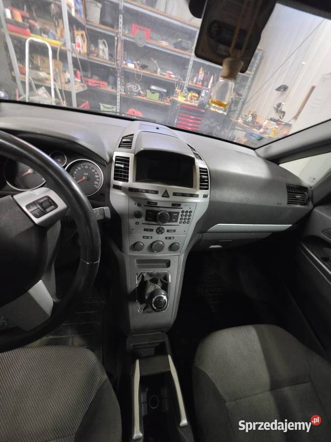 Opel zafira na części Rok produkcji 2009 Poznań