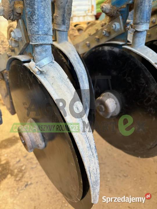 3576001 357 6001 KOŁO DOGNIATAJĄCE L340x50 KPL Części i osprzęt rolniczy Wichrów