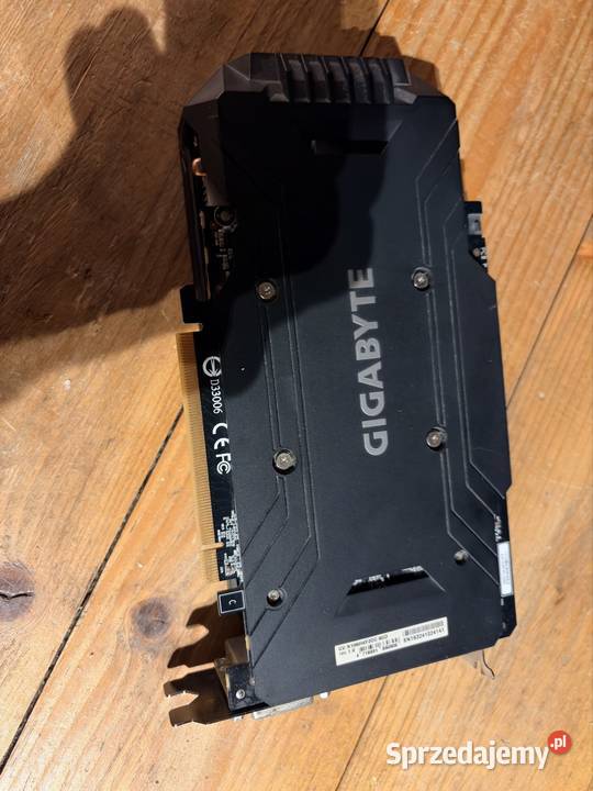 Gigabite 1060 OC 6gb DisplayPort  Radom