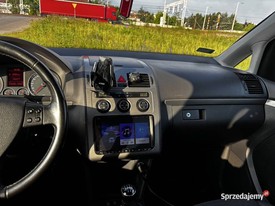 VW Touran 19 TDI 2009r 105 przyciemniane szyby Wolbrom