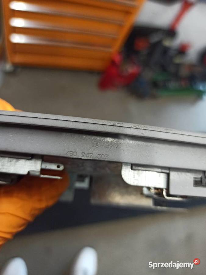 Lampka podsufitki Audi A6 C5 oświetlenie kabiny Motoryzacja podkarpackie sprzedam