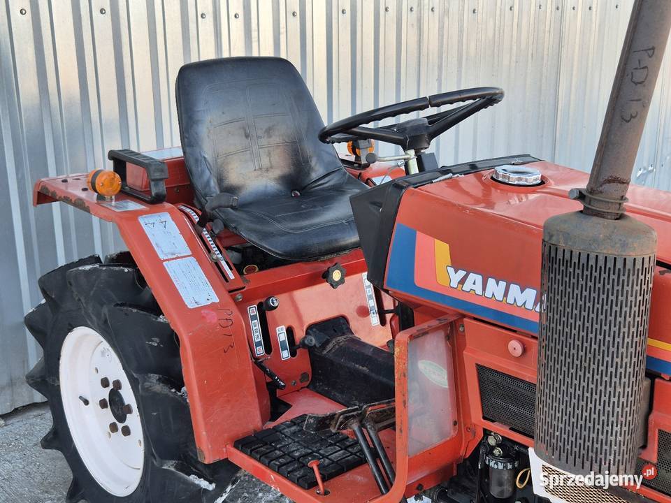 Traktorek traktor YANMAR F14D 14 44 dolnośląskie Małuszyn