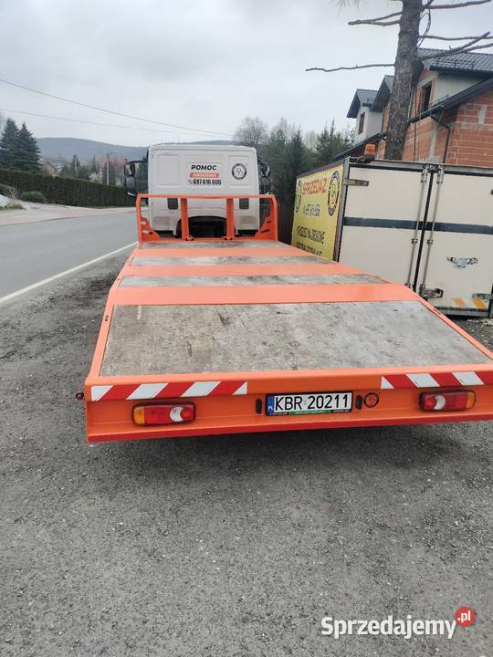 Iveco 100e18 auto laweta pomoc drogowa specjalny Iwkowa