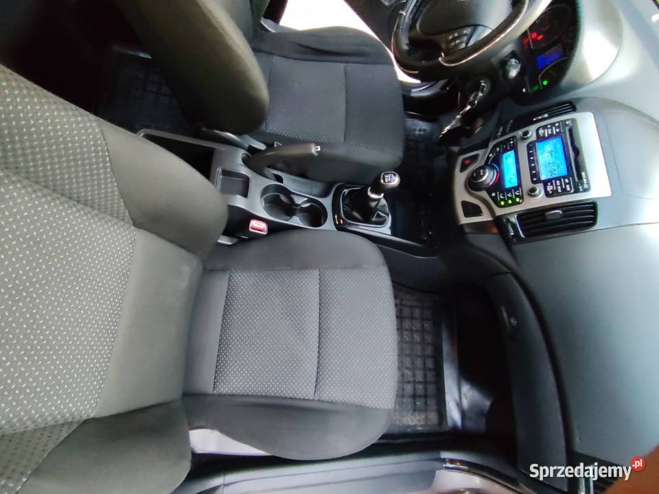 Hiundai i30 bluedraiv doinwestowany klimatyzacja Złotów sprzedam