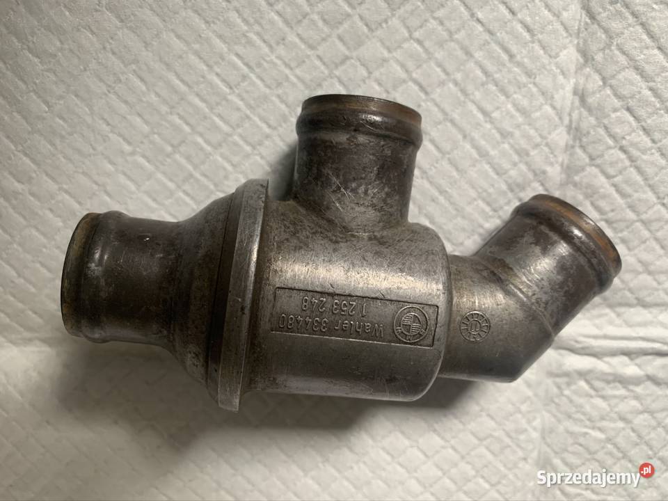 Obudowa termostatu z termostatem do BMW e21 Mszana