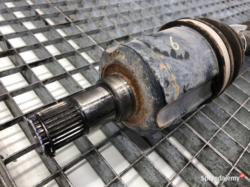 PÓŁOŚ LEWY PRZÓD HYUNDAI SANTA FE III 495002W100