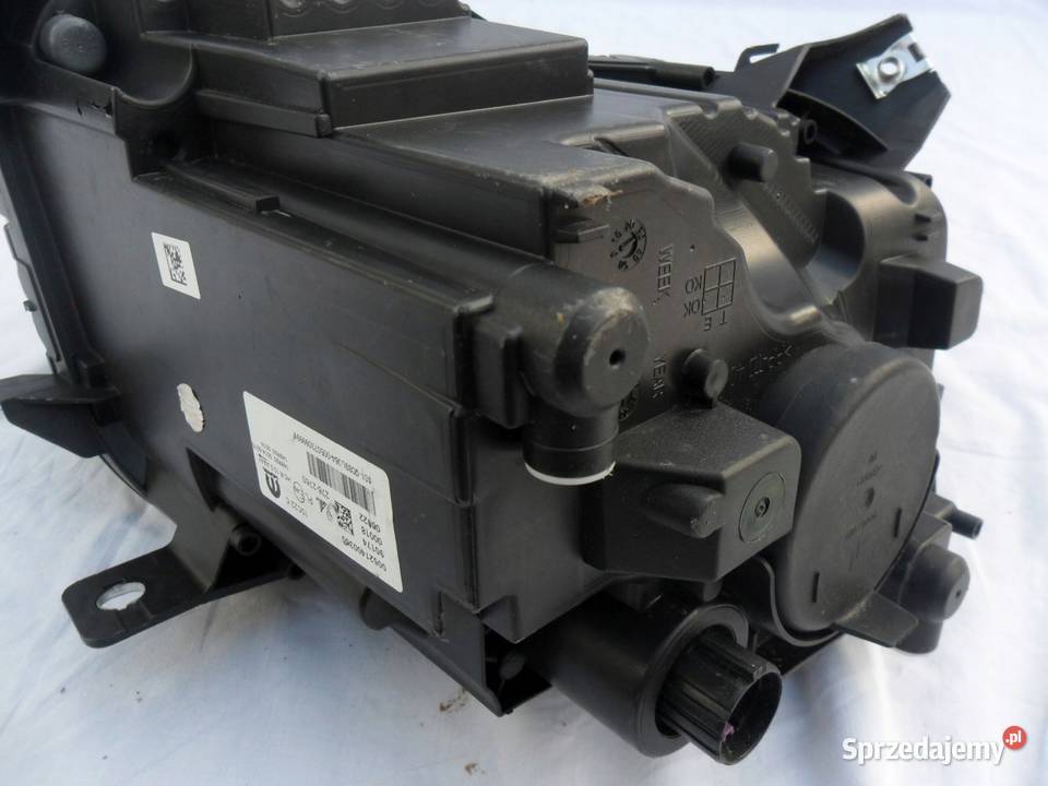 Fiat 500 E reflektor prawy przedni lampa prawa osobowe Nowy Tomyśl