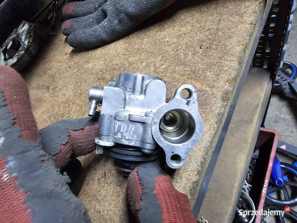 Yamaha TDR 125 dozownik oleju pompa pompka DT Jelenia Góra