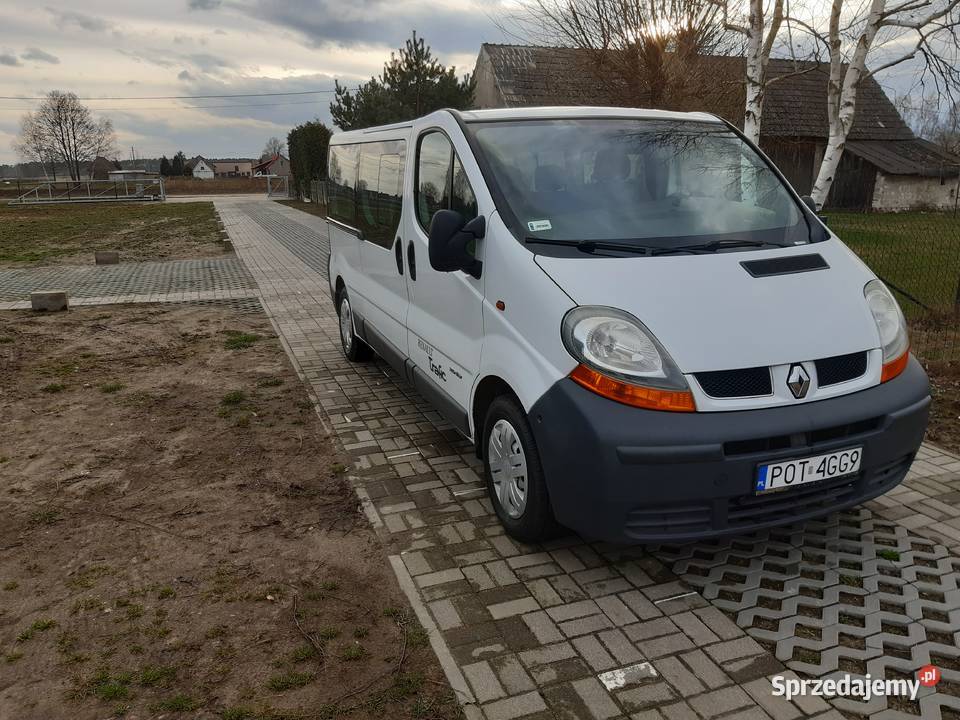 RENAULT TRAFIC 2.0 benzyna + LPG 195tys.