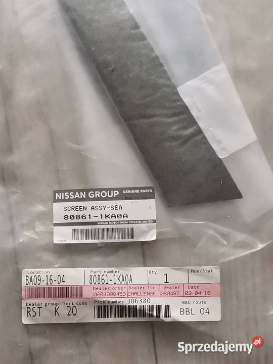 NISSAN JUKE 1018 LEWA USZCZELKA SZYBY STAN NOWA Rok produkcji 2018 sprzedam