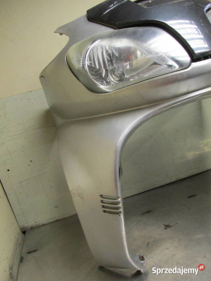 Czasza lampy nosek przód Suzuki Burgman 650 02r Sandomierz
