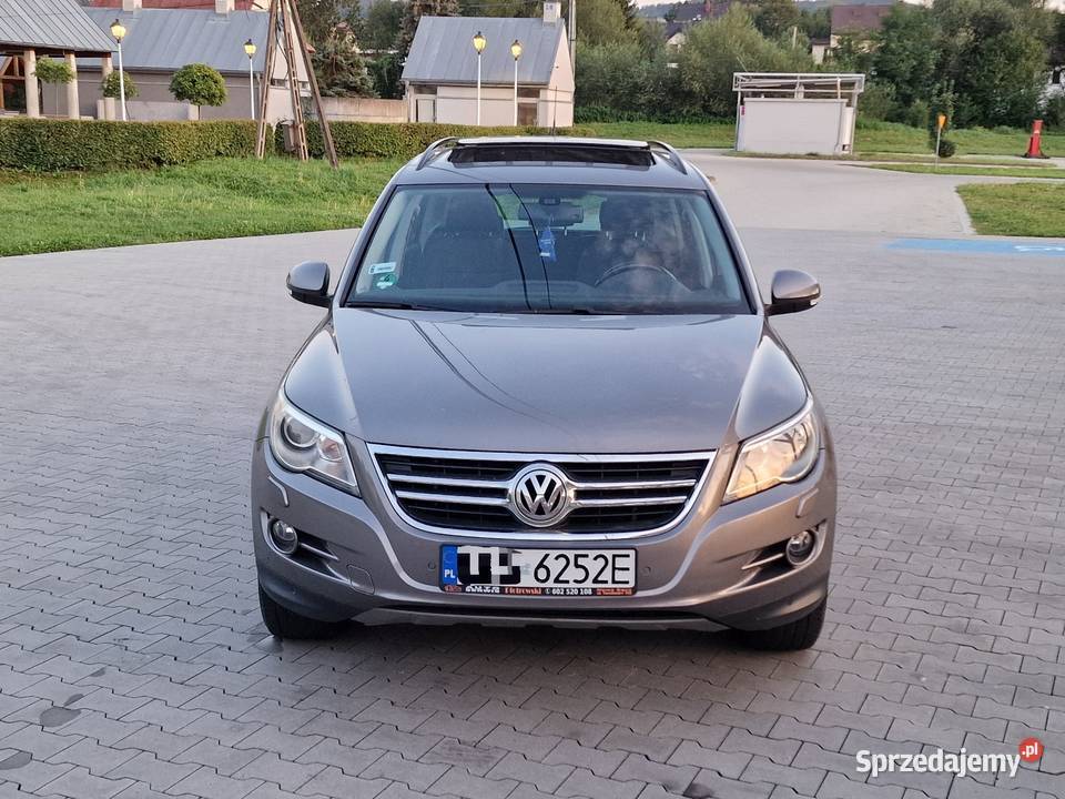 VW Tiguan 20 TDI 4X4 Panorama Grzane fotele szary Ryglice