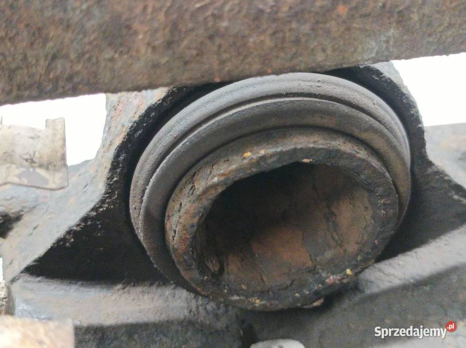 ZACISK HAMULCOWY PRAWY LEWY PRZÓD KPL 30 CRDI