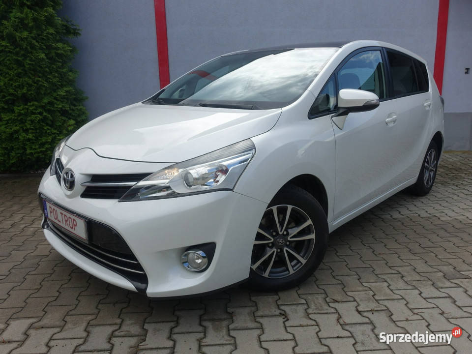 Toyota Verso 16i Navi Alu Panorama KamCof nieuszkodzony Verso Częstochowa