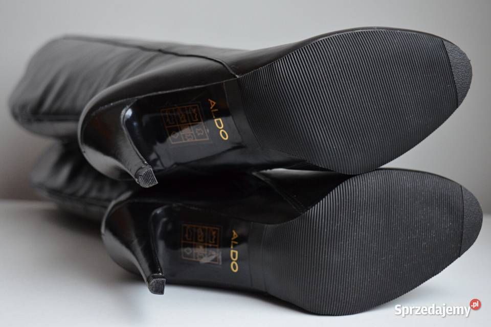 PERFEKCYJNA SZPILKA szersza cholewka WYSOKA do