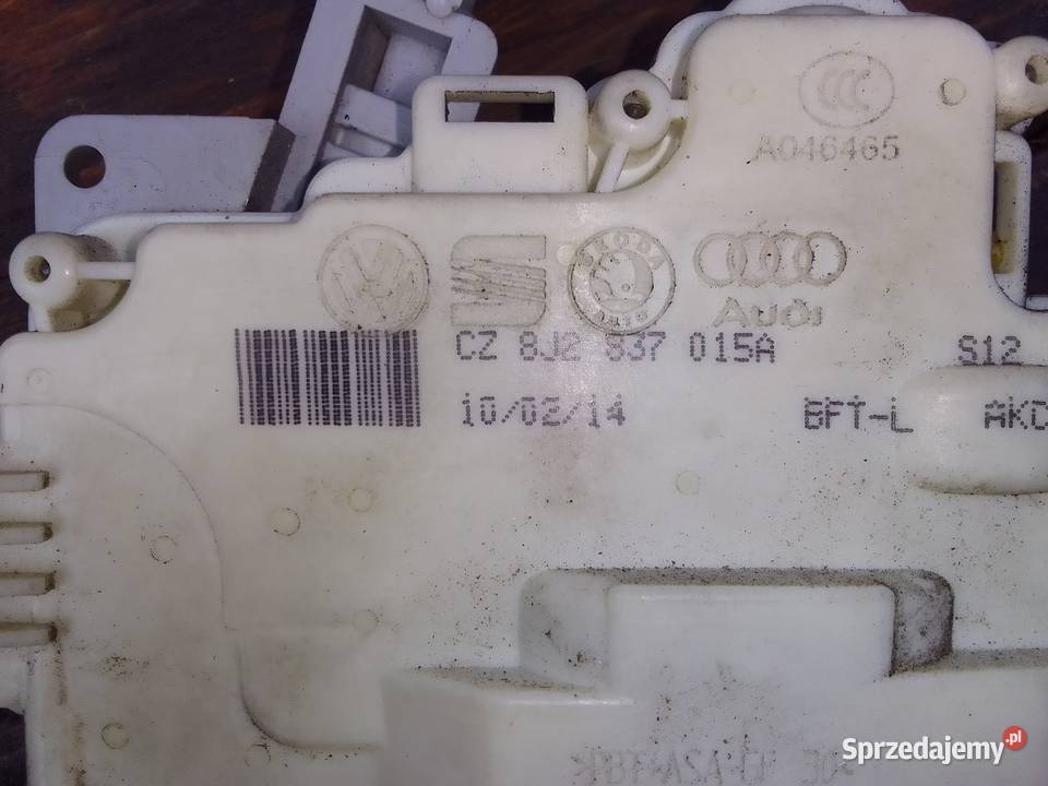 Zamek drzwi LP Audi B8 CZ 8J2837015A Tarnów