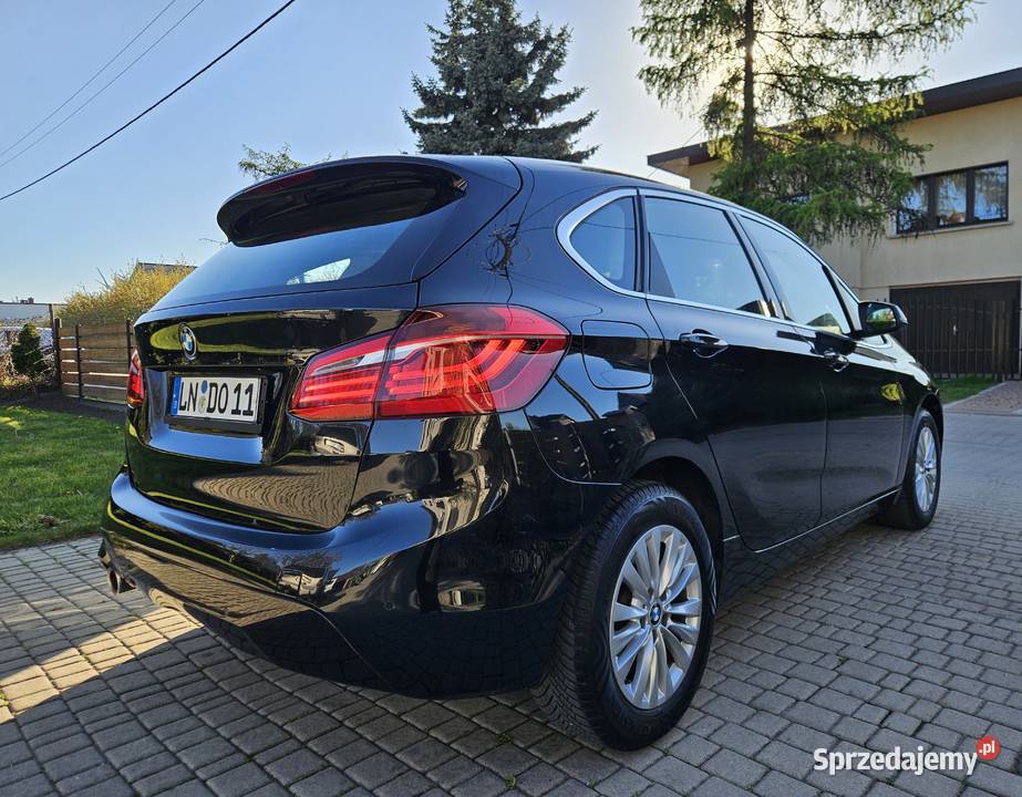 BMW 218i z 2019r Czarna 1 Właściciel Serwisowany Ostrów Wielkopolski sprzedam