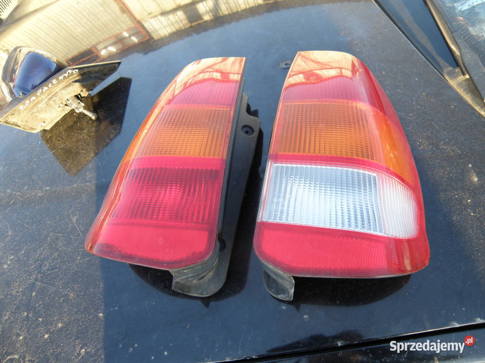 Lampa tylna prawa lewa Mitsubishi Space Star Kraków sprzedam