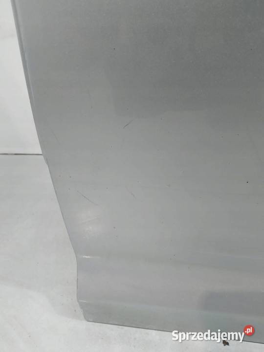 DRZWI LEWE TYŁ PRZESUWNE LIFT SREBRNE VW Rok produkcji 2018 Drzwi