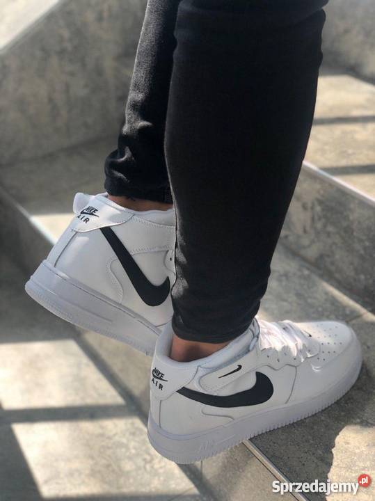 Nike Air Force 1 Mid Black White