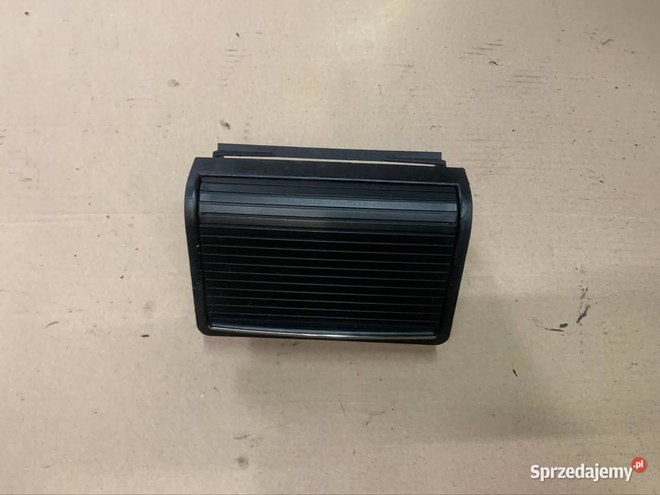 8225986 Popielniczka schowek tyl tylny bmw 3 e46