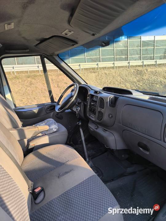 Ford transit średni